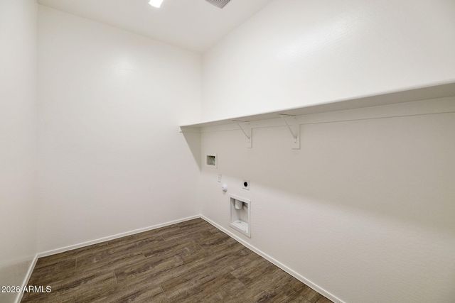 4933 W CAPISTRANO Avenue, Laveen, AZ 85339