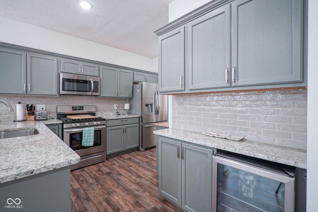 3123 Bretton Court, Indianapolis, IN 46268