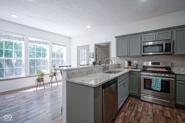 3123 Bretton Court, Indianapolis, IN 46268