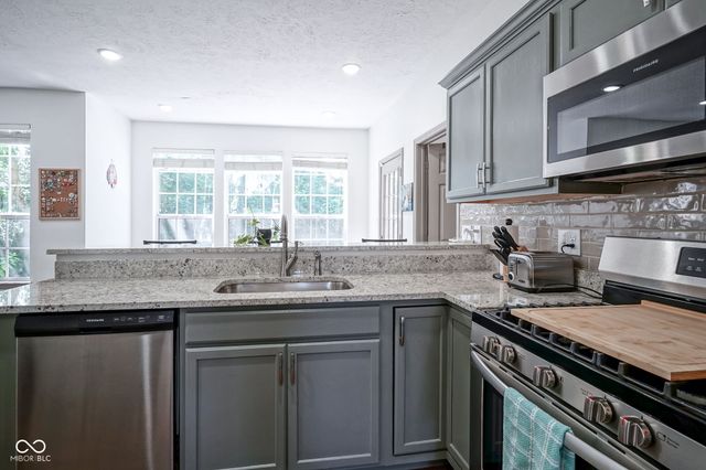 3123 Bretton Court, Indianapolis, IN 46268