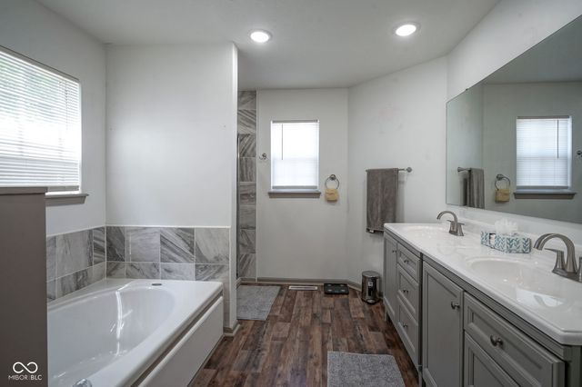 3123 Bretton Court, Indianapolis, IN 46268