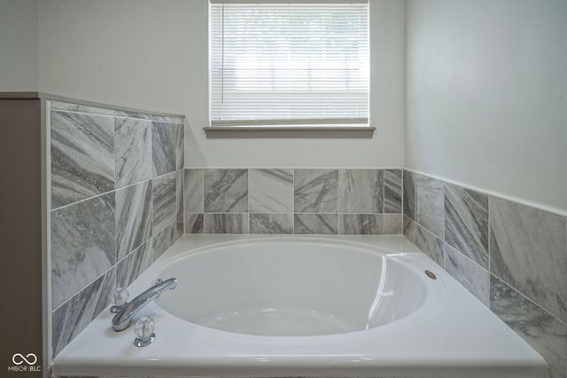 3123 Bretton Court, Indianapolis, IN 46268