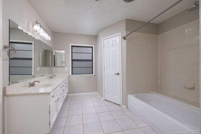 3315 Sackville, San Antonio, TX 78247