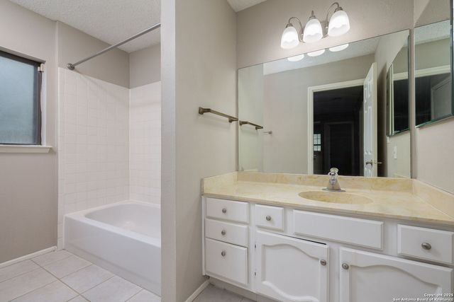 3315 Sackville, San Antonio, TX 78247