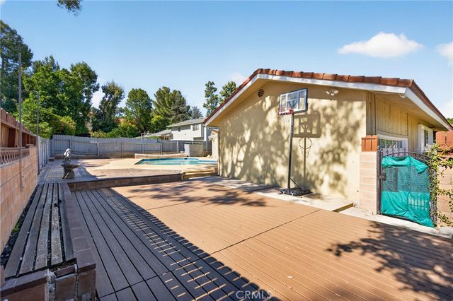 10401 Wystone Avenue, Porter Ranch, CA 91326