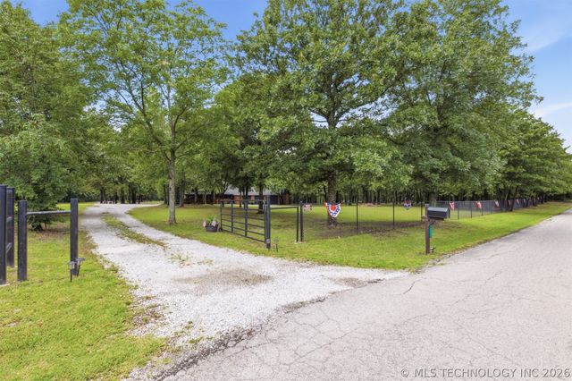 20738 S 142nd East Avenue, Bixby, OK 74008