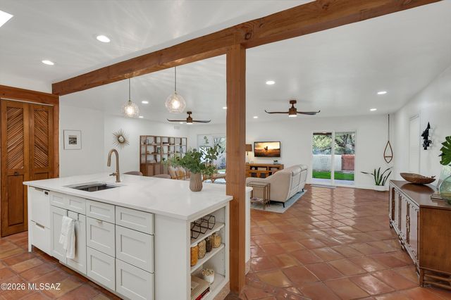 6941 E Rivercrest Road, Tucson, AZ 85750