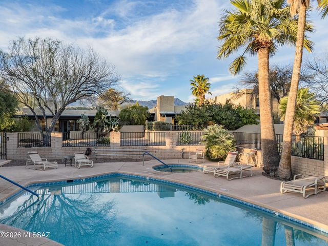 6941 E Rivercrest Road, Tucson, AZ 85750