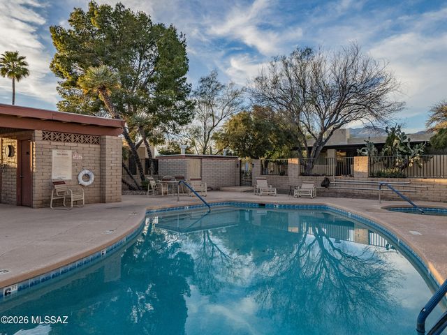 6941 E Rivercrest Road, Tucson, AZ 85750