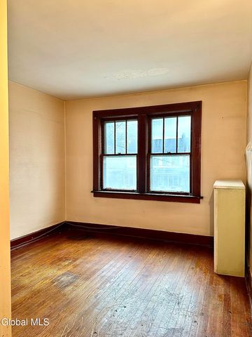 29 Bogart Terrace, Albany, NY 12202