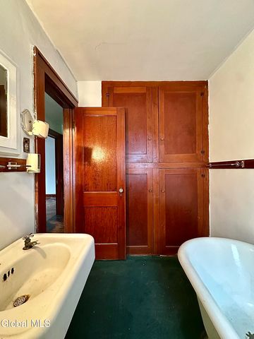 29 Bogart Terrace, Albany, NY 12202