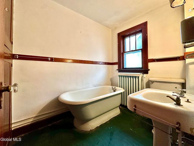 29 Bogart Terrace, Albany, NY 12202