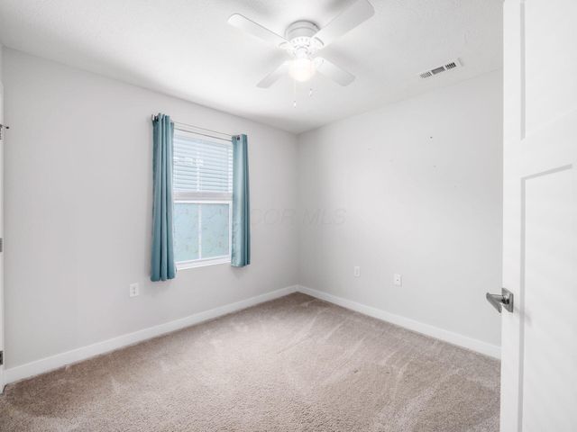 2393 McClouds Square, Marysville, OH 43040