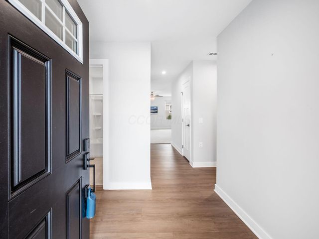 2393 McClouds Square, Marysville, OH 43040