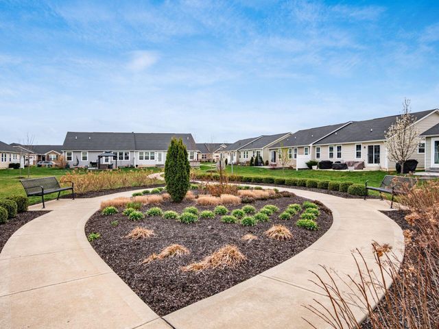 2393 McClouds Square, Marysville, OH 43040