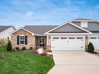 2393 McClouds Square, Marysville, OH 43040