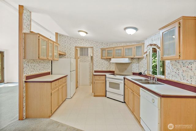 6677 SE Sedgwick Road, Port Orchard, WA 98366