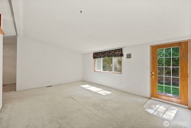 6677 SE Sedgwick Road, Port Orchard, WA 98366