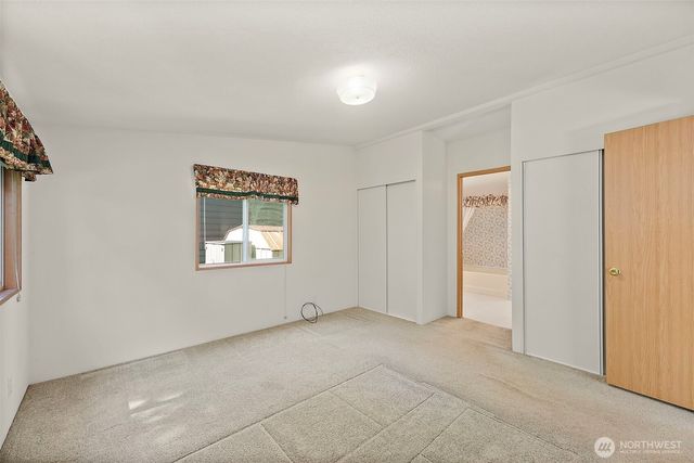6677 SE Sedgwick Road, Port Orchard, WA 98366