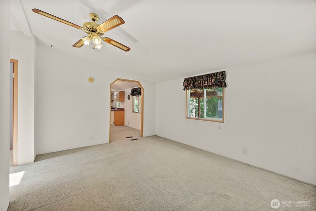 6677 SE Sedgwick Road, Port Orchard, WA 98366