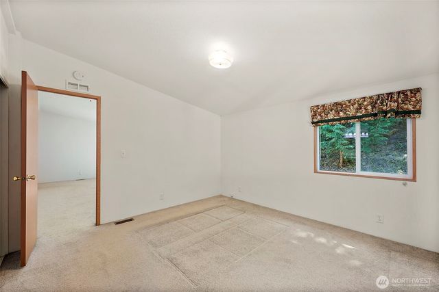 6677 SE Sedgwick Road, Port Orchard, WA 98366