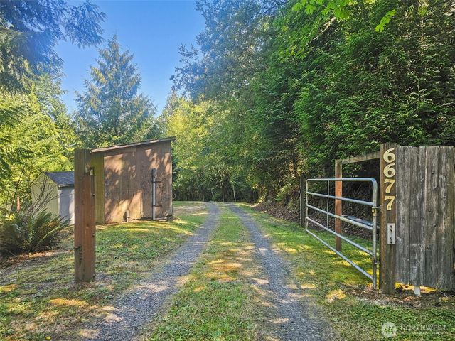 6677 SE Sedgwick Road, Port Orchard, WA 98366