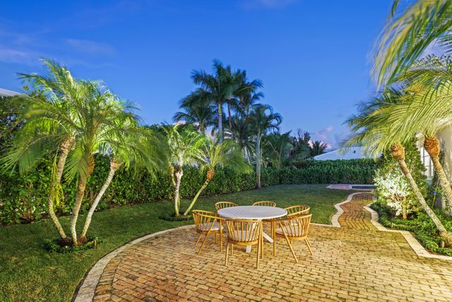 257 Via Linda, Palm Beach, FL 33480