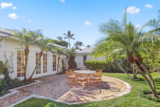 257 Via Linda, Palm Beach, FL 33480