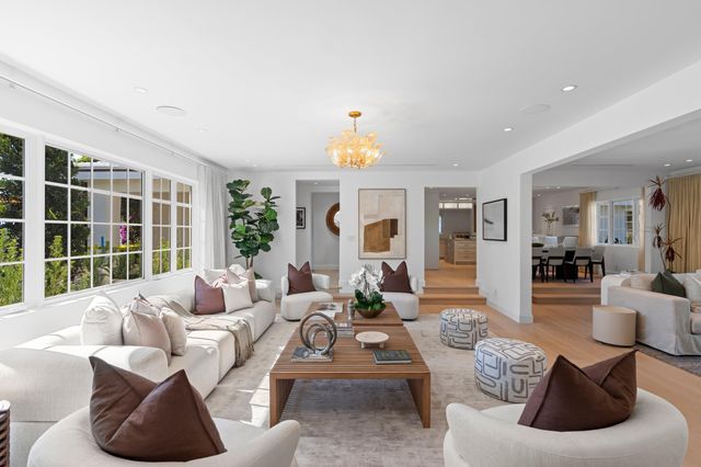 257 Via Linda, Palm Beach, FL 33480