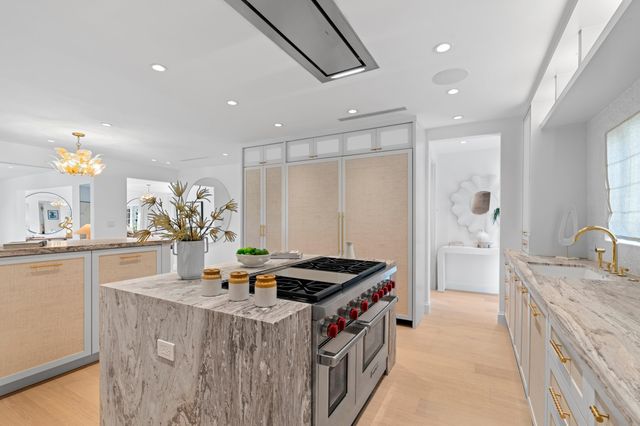 257 Via Linda, Palm Beach, FL 33480