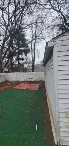 11334 Balfour Road, Detroit, MI 48224