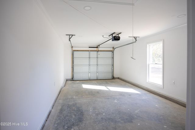 304 S West Street, Roseboro, NC 28382