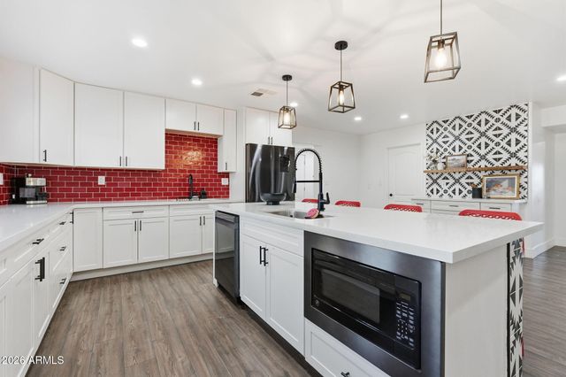 5009 E WETHERSFIELD Road, Scottsdale, AZ 85254
