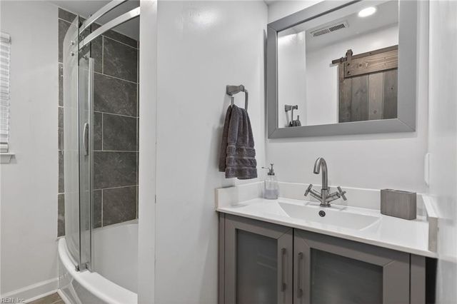 3017 Guenevere DR, Chesapeake, VA 23323