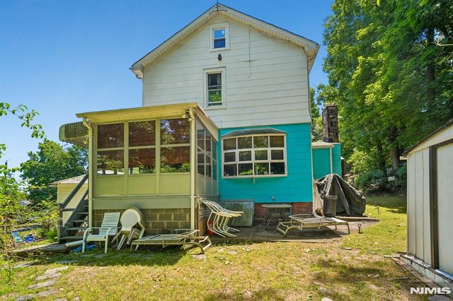20 Nassau, North Haledon, NJ 07508