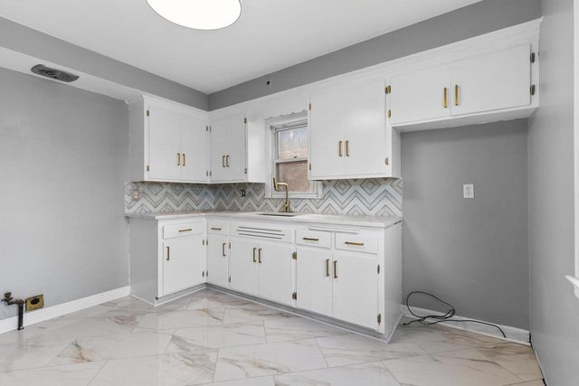 3739 N 58th BOULEVARD, Milwaukee, WI 53216