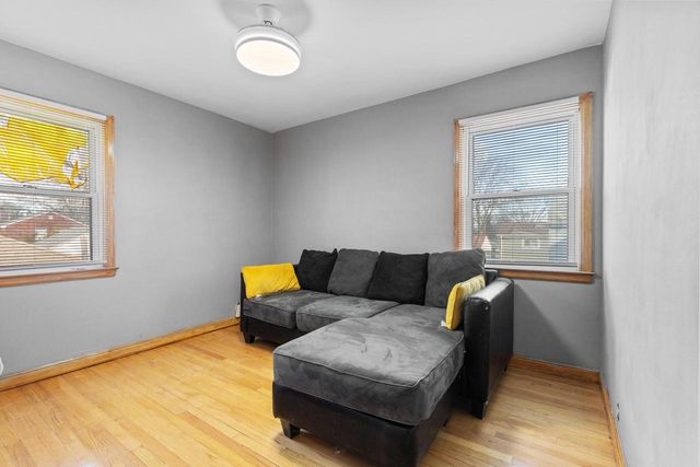 3739 N 58th BOULEVARD, Milwaukee, WI 53216