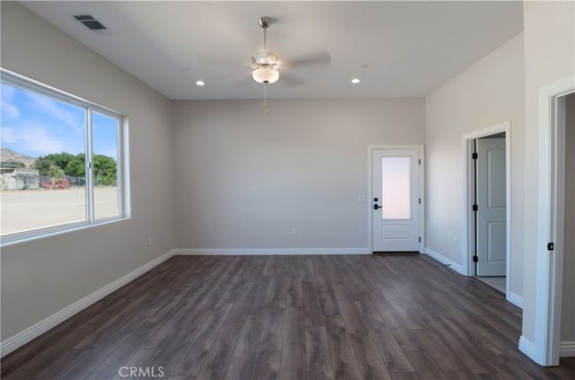 14785 Tiger Tail Road, Apple Valley, CA 92307