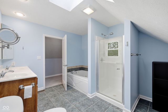 2442 N Alabama Street, Indianapolis, IN 46205