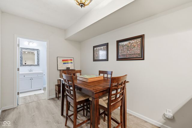 2442 N Alabama Street, Indianapolis, IN 46205
