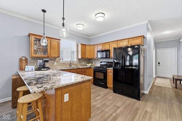 2442 N Alabama Street, Indianapolis, IN 46205