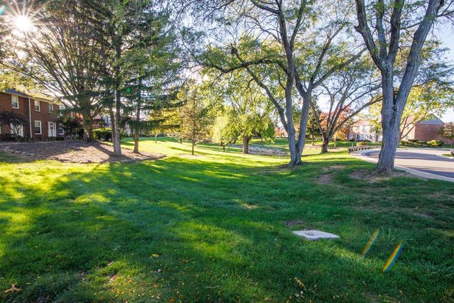 557 Simbury Street, Columbus, OH 43228