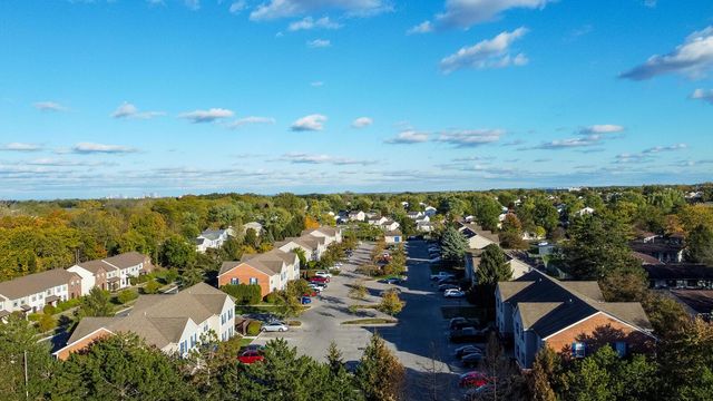 557 Simbury Street, Columbus, OH 43228