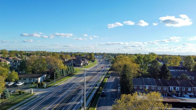 557 Simbury Street, Columbus, OH 43228