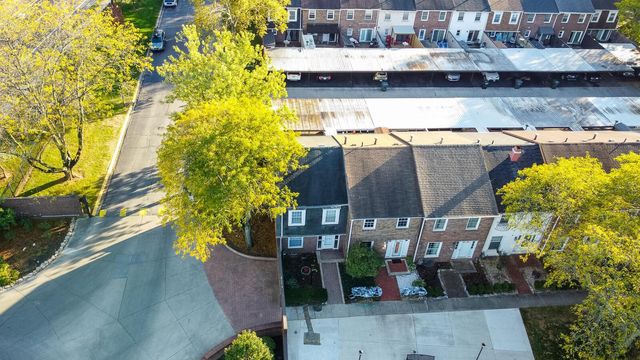 557 Simbury Street, Columbus, OH 43228