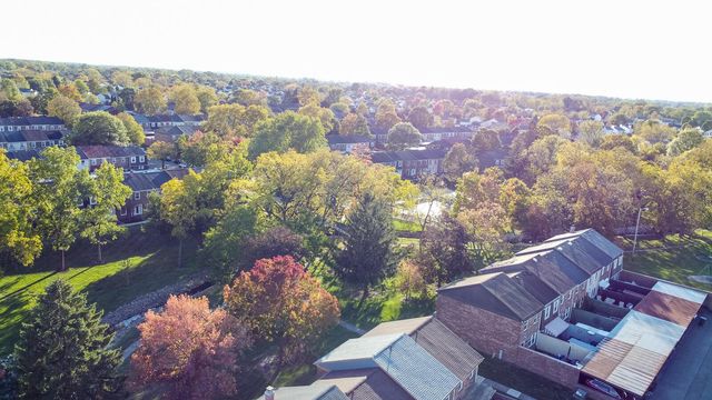 557 Simbury Street, Columbus, OH 43228