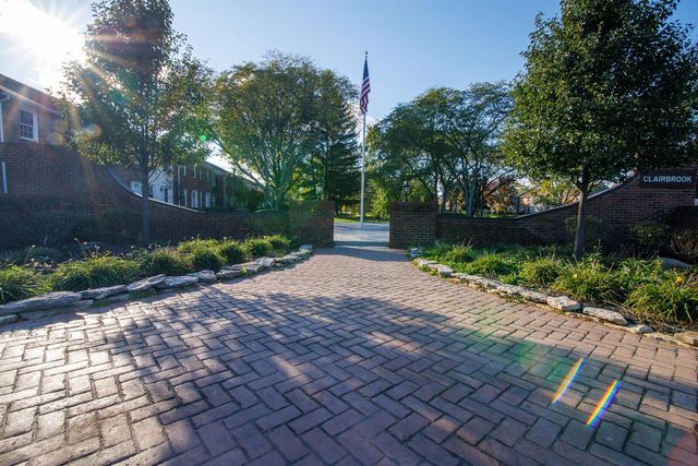 557 Simbury Street, Columbus, OH 43228