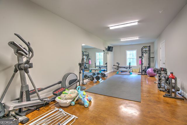 184 Conns Lake Extension, Lindale, GA 30147