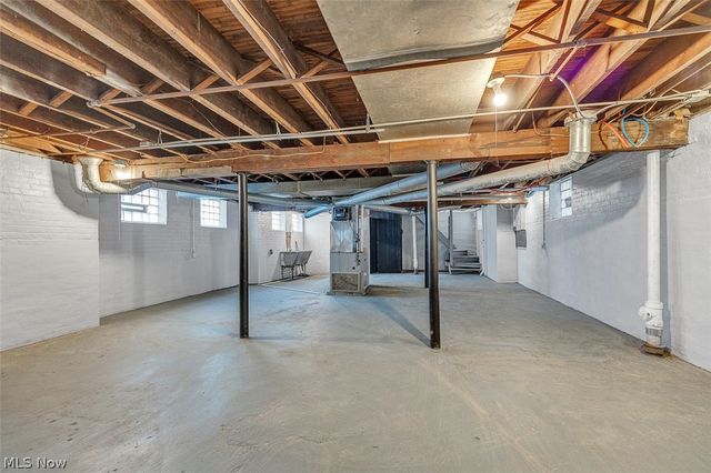 1470 Ansel, Cleveland, OH 44106