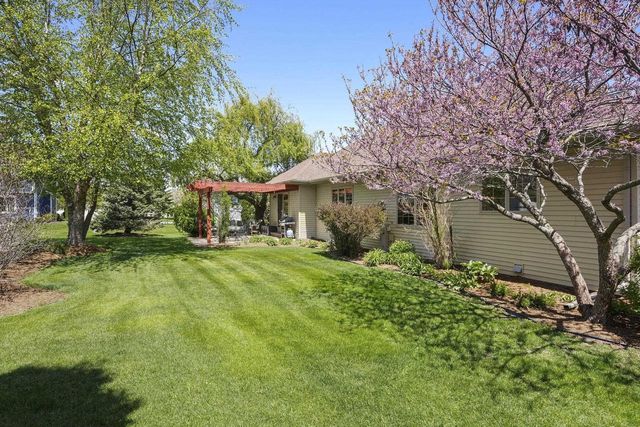 405 Lindsay Way, Cottage Grove, WI 53527